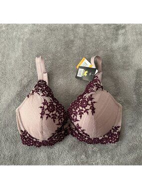 Wacoal “Embrace Lace” fully lined bra: Mauve with Burgundy Lace 32E / 32DD